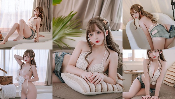 Super-cute erotic photo shoot featuring a schoolgirl cosplay