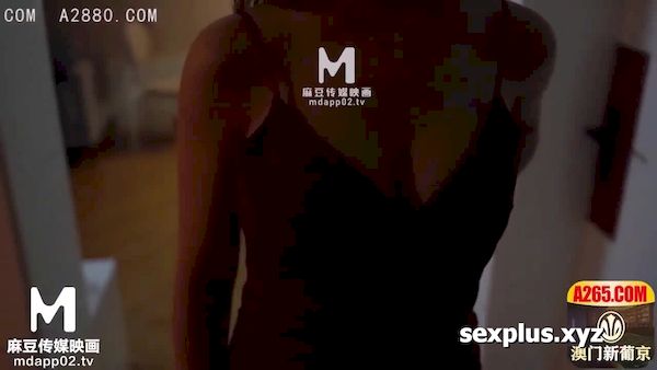 My wild girlfriend drains me of every last drop of semen every night—the fun reaches new heights