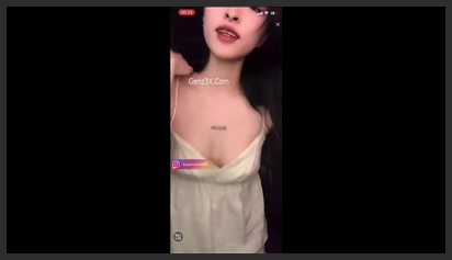 Ba Tung Huyen Anh Live Show Boobs Super Attractive and Extremely Satisfying