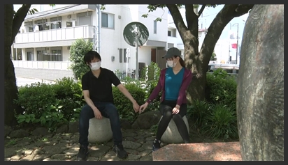 Akari Mitani’s love story with her online boyfriend during the COVID season
