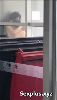 Close-Up Sex Video of a Teacher and Student Having Sex