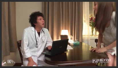 Im Hotel besucht Geil Fotze und gibt dabei zufällig auch Doktor Ficken eine Gelegenheit.