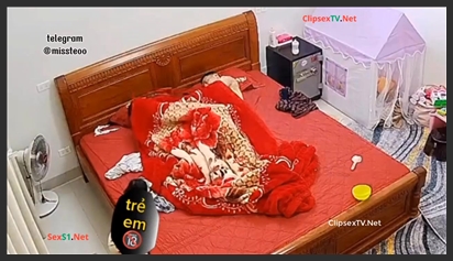 Hack Camera: Couple Having Sex While Their Child Is Nearby