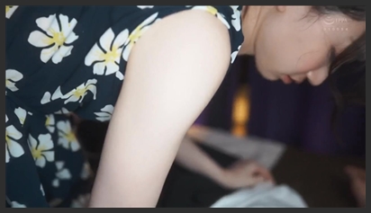 Art student, lucky guy gets a girl who willingly models