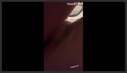 Fingering the pink Pussy of a Newly Met Girl