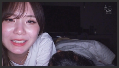 With such a beautiful girlfriend, a young man has sex with her 10 times in one night
