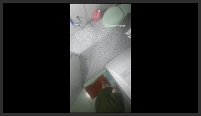 Hidden Cam Girl Bathing Without Knowing It