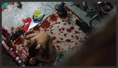 Secretly filmed my roommate bringing his girlfriend home to have sex
