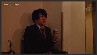 SONE-355 After breaking up with my girlfriend, I was invited on a date with two beautiful slutty girls