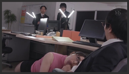 Big-Boob female boss addicted to sex Elly Akira