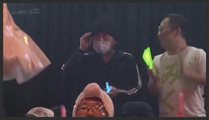 Besitzt ein Zeitstoppgerät, ein verrückter Ficken-Idol-Fan